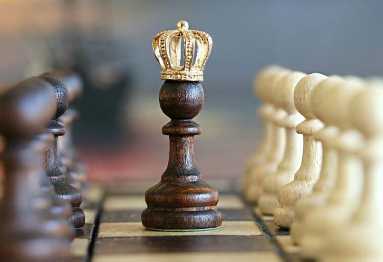 Featured image: The 48 Laws of Power: Complete List