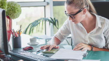 featured image: How To Read Financial Statements