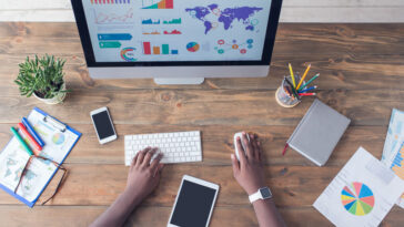 featured image: 10 Tools To Help Time-Strapped SMB Marketers Accomplish More